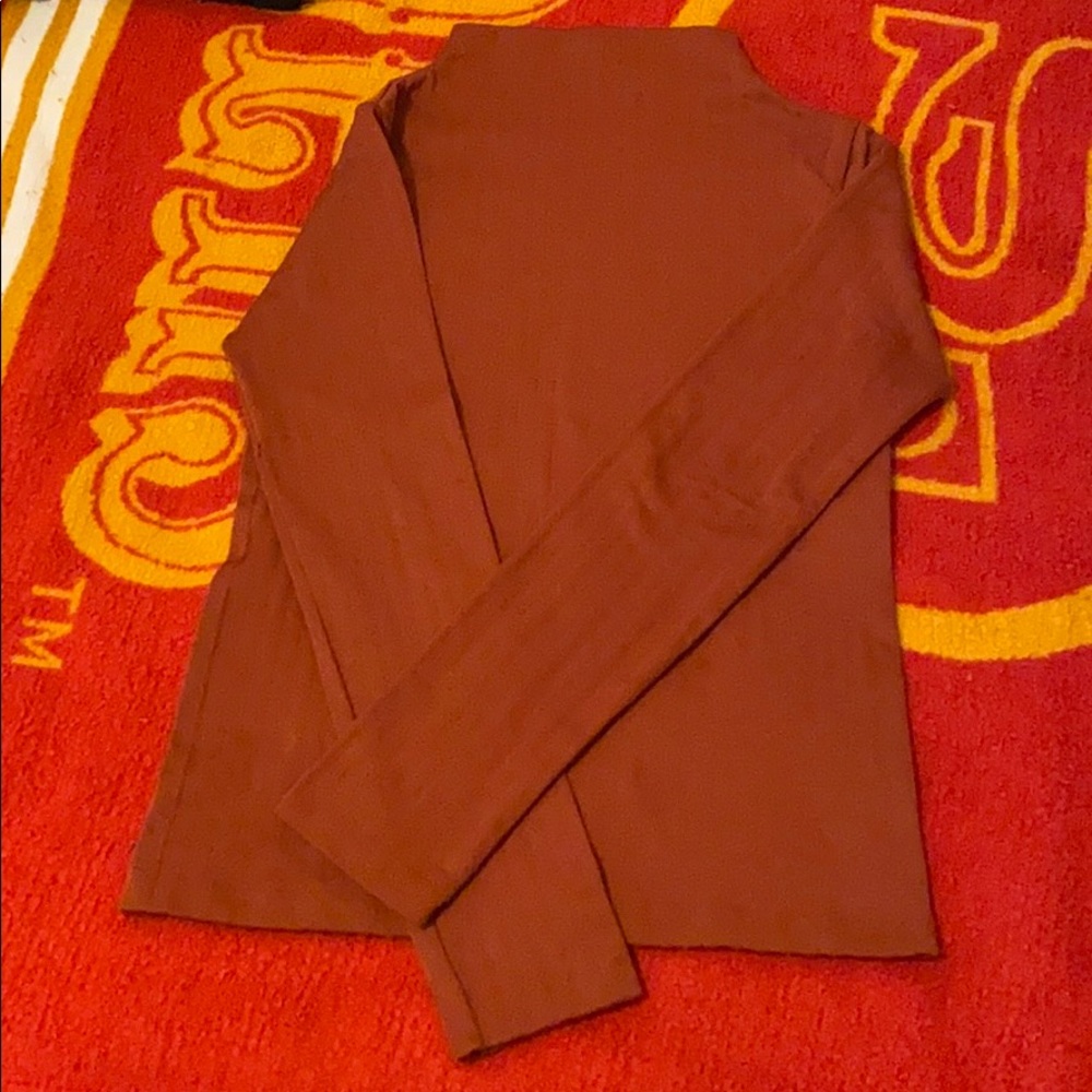 Mock neck long sleeve shirt